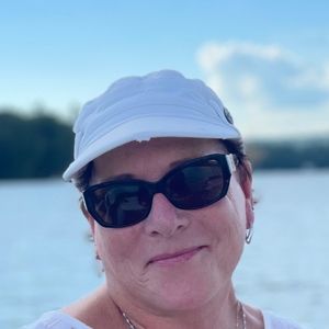 Meet your Posher, Brenda